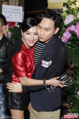 组图：四影帝齐现身为好友站台 窦靖童力挺干妈