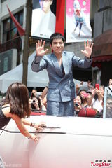 组图：马航事件引恐慌 萧敬腾坦言害怕坐飞机