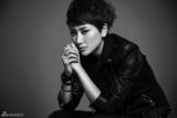 组图：刘迪妮黑白写真大片帅气十足