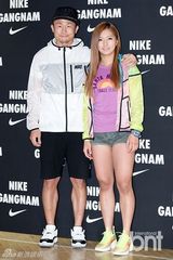 组图：少时孝渊李玹雨等出席活动 动感魅力难挡