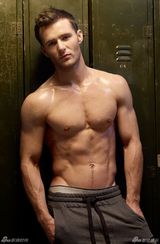 组图:男神一网打尽！全球百名性感男子半裸来袭