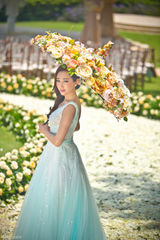 组图：严屹宽杜若溪海外婚礼 大象迎亲明星助阵