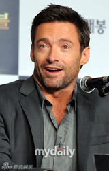 组图：休-杰克曼首尔出席《悲惨世界》韩国发布会