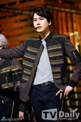 组图：《MCD》SJ等献精彩舞台 SISTAR夺冠