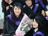 组图：郭采洁大学毕业照曝光 长发小清新范儿