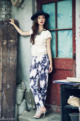 组图：张萌时尚大片 冷艳迷人展现姣好身材