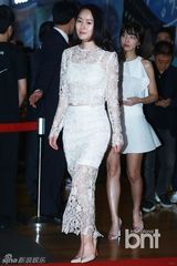 组图：金有贞盛骏等出席《庆州》VIP试映会