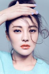 组图：樊蕊最新写真 灵动纯美透出小女人本性