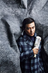 组图：陈思诚大片曝光 绅士风范兼具硬汉柔情