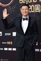 组图：华谊二十周年庆典红毯 刘德华等众星助阵