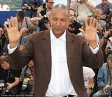 组图：《廷巴克图》女主演着民族服饰别具风情