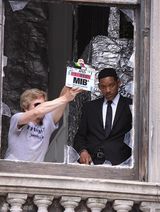 组图：威尔-史密斯《黑衣人3》纽约取景 剧照曝光