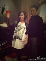 组图：杨千嬅微博大肚日记