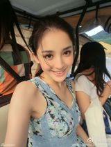 组图：全国校花微博大搜罗 性感爆乳VS清纯可爱