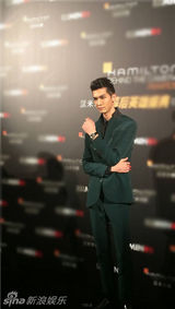 组图：众星亮相活动盛典 为银幕幕后英雄颂赞歌