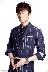 组图：陈晓【演员】释放青春宣言 品质生活不按剧本走