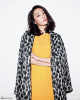 组图：白百何潮流杂志大片 演绎简约时尚态度