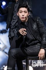 组图：Super Junior回归再夺冠 T-ara等女团性感大对决