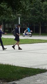 组图：网曝李易峰《盗墓》片场照 李晨浩饰潘子