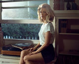 组图：詹纽瑞-琼斯黑丝诱惑 双腿滑嫩修长