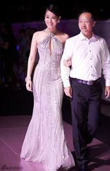 组图：群星盛装助阵时尚集团20周年盛典