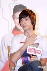 幻灯图集：BOBO献唱浪漫主题曲 井柏然被爆假戏真做 