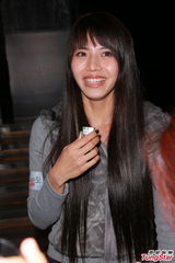 组图： 钱小豪元华捧场《冬荫功英雄》