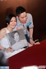 组图：田蕊妮发新碟 挺老公杜汶泽有艺德