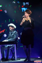 组图：郭伟亮个唱陈奕迅玩疯杨千嬅梁咏琪美艳