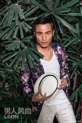 组图：耿乐拍时尚杂志大片 硬朗帅气展浪叔风范