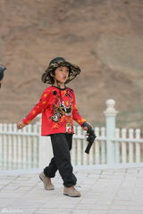 组图：姐姐吊威亚背台词 吴镇宇力捧为女一号