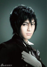 组图：动漫舞台剧对对碰 美少女变身成真人