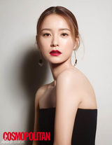 组图：韩星郑有美红唇写真 变优雅干练女强人