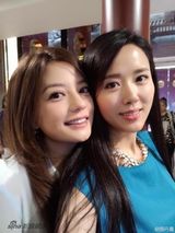 组图：赵薇佟大为新戏开拍 北影96班同学再聚首