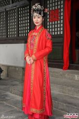 组图：黄晓明戏中娶林心如 被赞钻石王老五