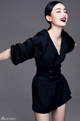 组图：朱杰全新写真性感多变 静若止水动若雀鸟