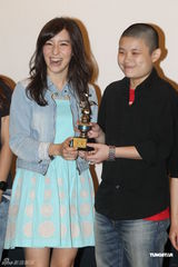 组图：梁心颐举办MV创意赛 称辑冷门难入围金曲奖