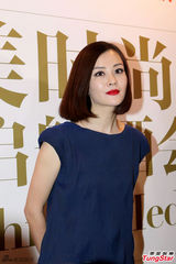 组图：许晴盛装出席活动 沙溢、刘孜拼二胎