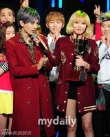 组图：Trouble Maker贴身辣舞惹火夺冠泪流满面