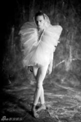 组图：乌克兰妖孽男模斯蒂夫写真雌雄同体