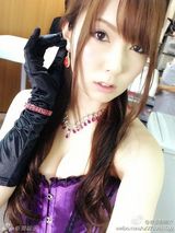 组图：波多野结衣全裸按奶球 性感美照曲线傲人