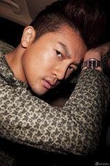 高清组图：苏有朋演绎时尚大片 展现多变乖乖虎