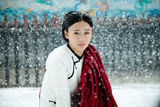 组图：《美人无泪》将收官 袁姗姗雪中动人