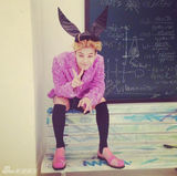 组图：BigBang成员G-DRAGON调皮照虏获人心