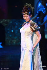 组图：2011港姐出炉朱晨丽折桂 朱希敏许亦妮获亚季