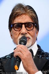 组图：印度殿堂级演员阿米塔布-巴沙坎登台