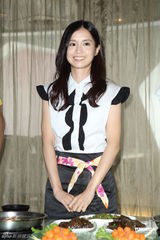 组图：吴克群被爆厨艺差 鬼鬼因刘子千成全场焦点