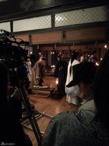 组图：群演探班《琅琊榜》 道具精巧选景讲究