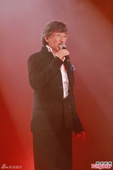 组图：刘德华红馆开唱 曝张耀荣当年勇挡黑帮