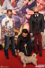 组图：《心花路放》首映 陶虹挽宁浩走红毯